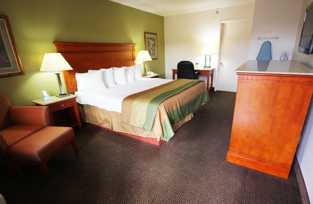 Hotel Rodeway & 3*