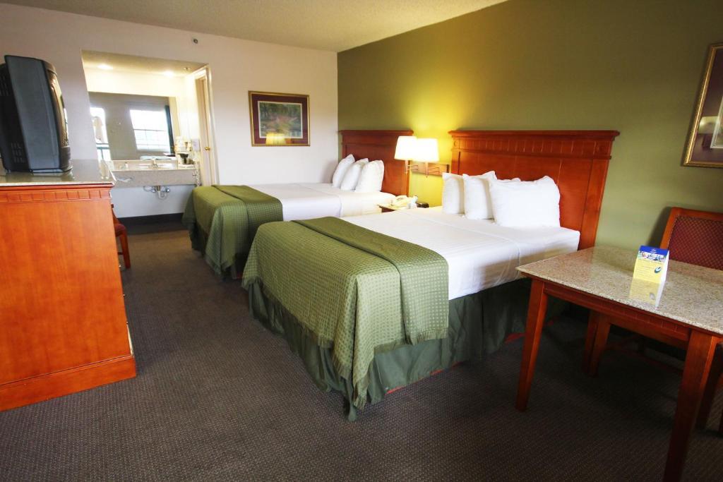 Rodeway & Hotel