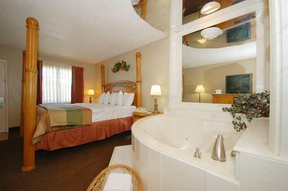 Hotel Rodeway & Nashville